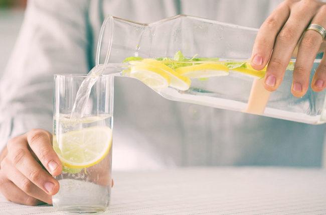 The Health Benefits of Lemon Water - How to Enjoy Lemon Water 